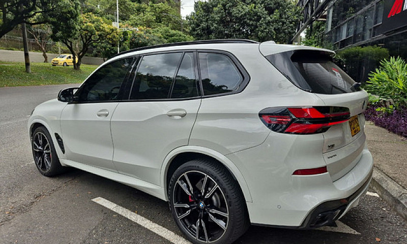 Bmw X5 4.4 Xdrive M6...