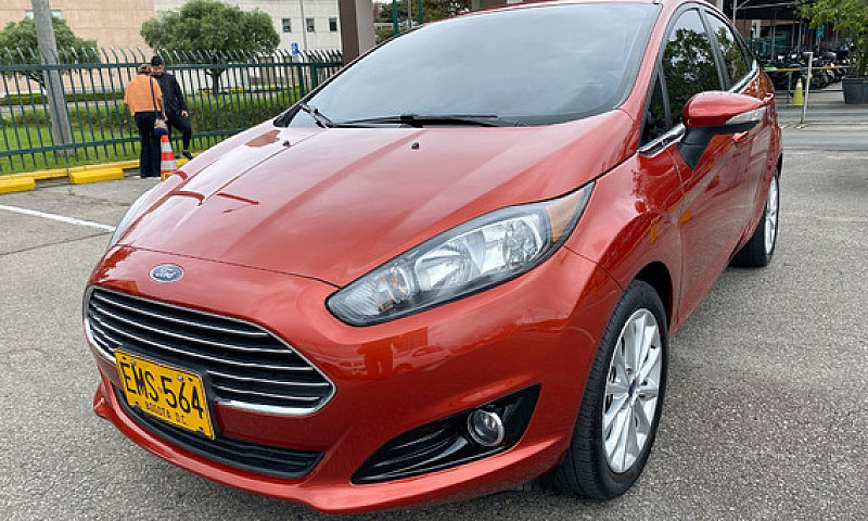Ford Fiesta 1.6 Tita...