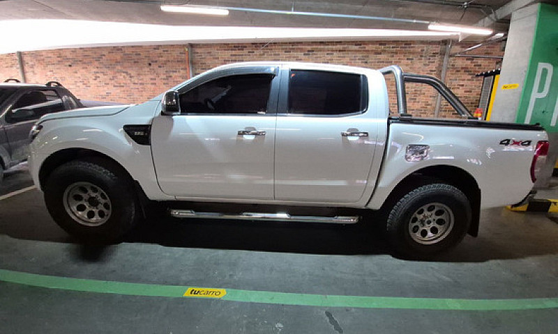 Ford Ranger 2.2...