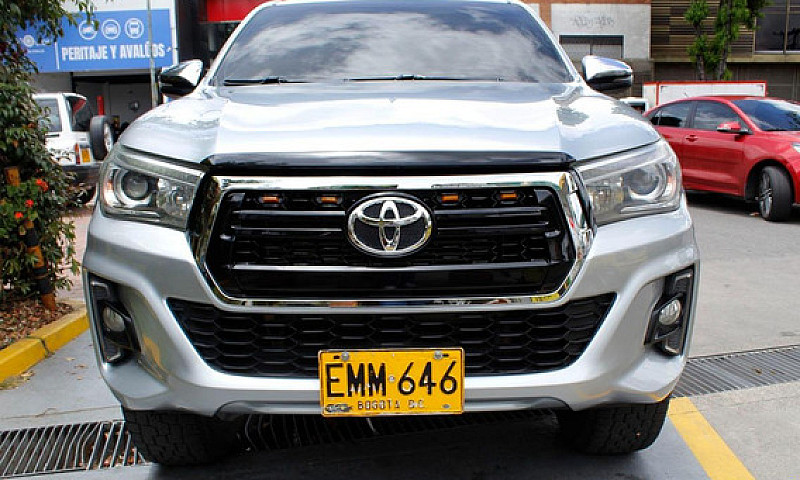 Toyota Hilux Srv 201...