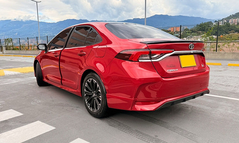 Toyota Corolla 2.0 R...