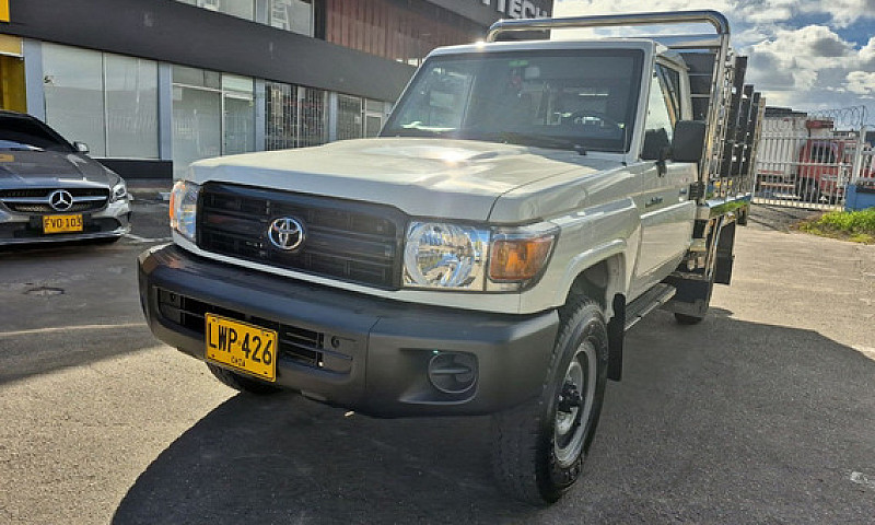 Toyota Land Cruiser ...