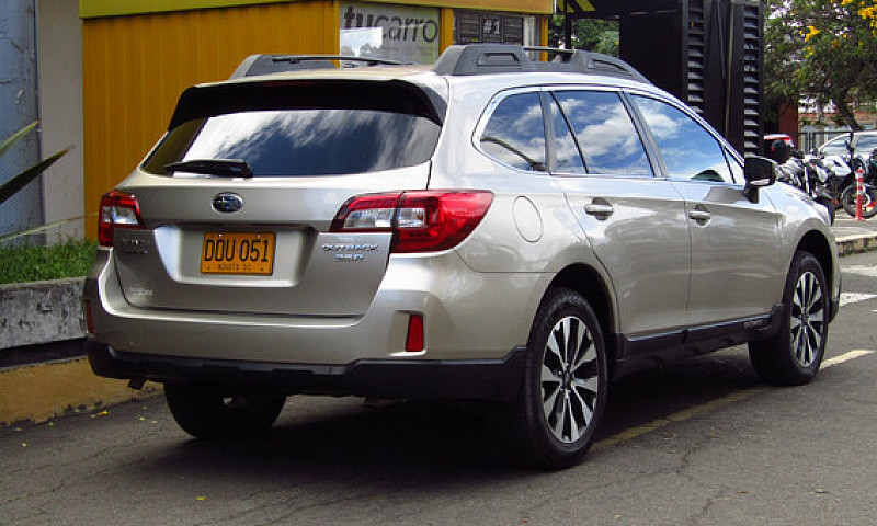 Subaru Outback 3.6R ...