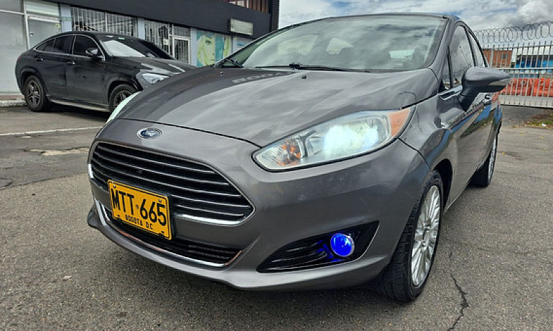 Ford Fiesta 1.6 Hatc...