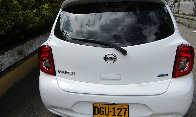 Nissan March 1.6 Sen...