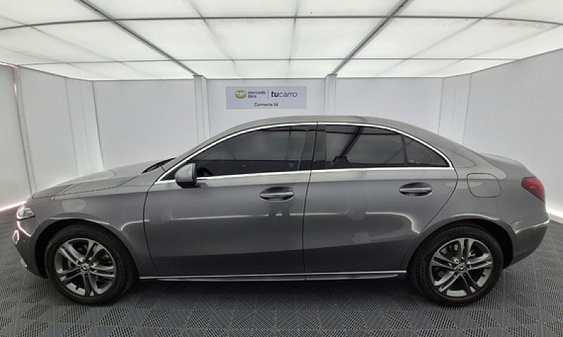 Mercedes-Benz Clase ...