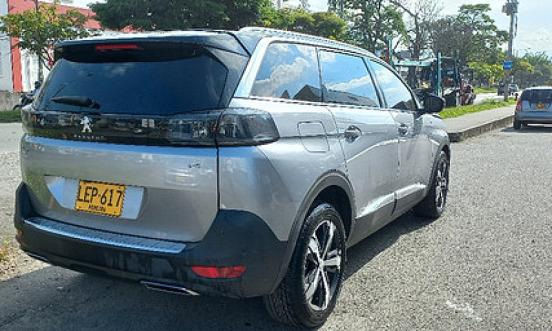 Peugeot 5008 1.6 All...