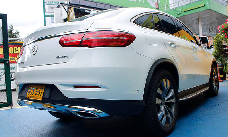 Mercedes-Benz Clase ...