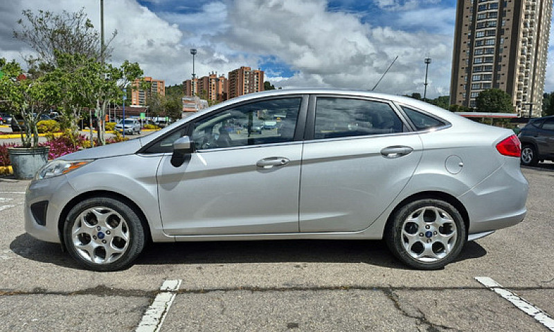 Ford Fiesta 1.6 Spor...