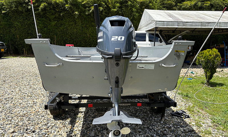 Bote Alumacraft V14 ...