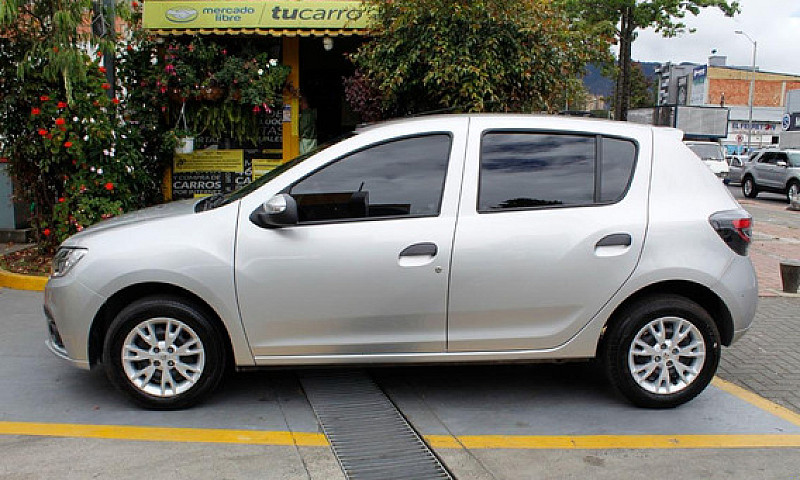 Renault Sandero 1.6 ...
