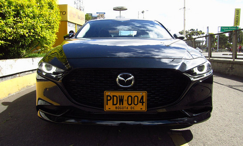 Mazda 3 2.5 Grand To...