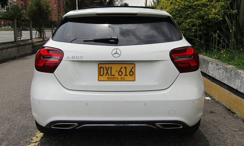 Mercedes-Benz Clase ...