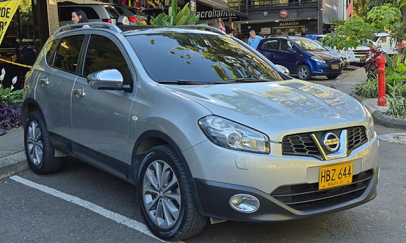 Nissan Qashqai 2.0 4...