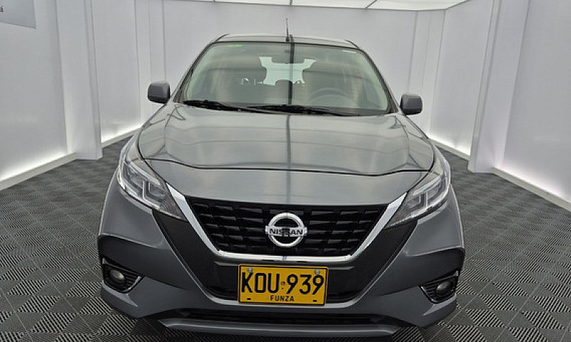 Nissan March 1.6 Adv...