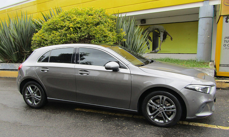 Mercedes-Benz Clase ...