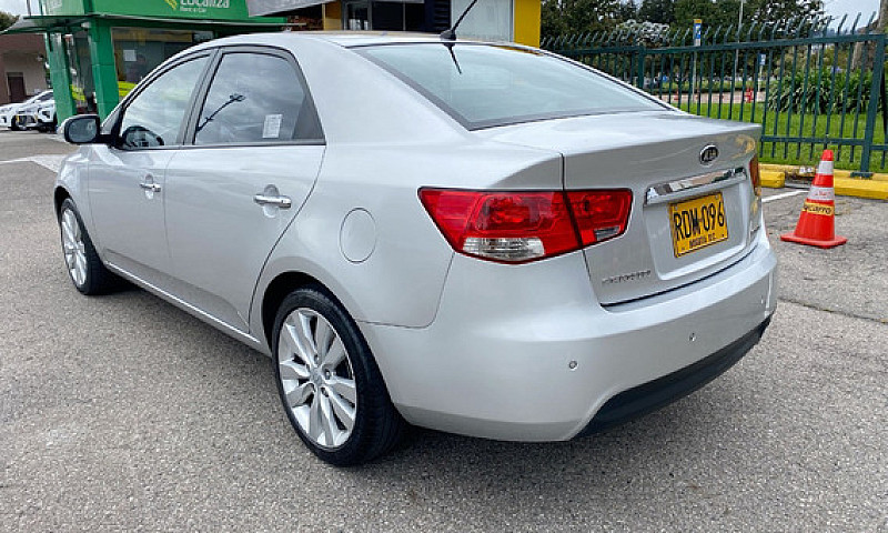 Kia Cerato Forte 1.6...