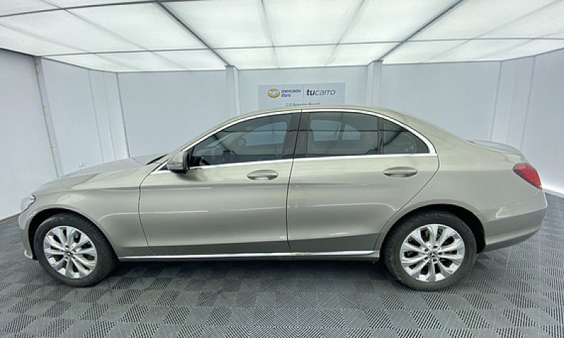 Mercedes Benz Clase ...