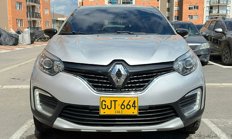 Renault Captur Zen 2...