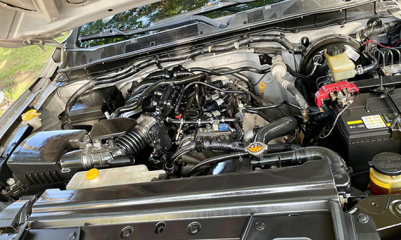 Nissan Frontier 2.5L...