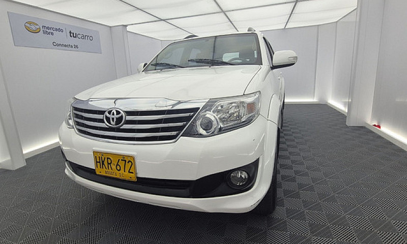 Toyota Fortuner 2.7L...