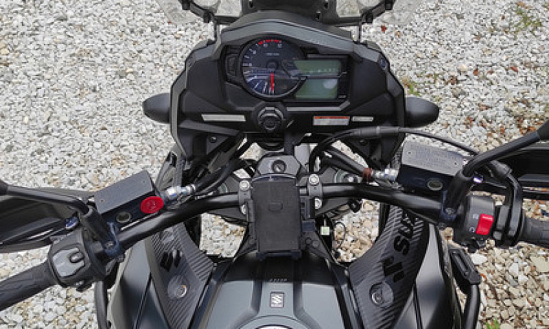 Suzuki Vstrom 1000 A...