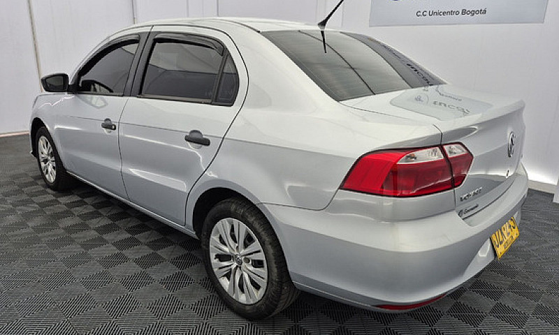 Volkswagen Voyage 1....