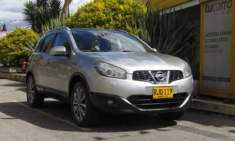 Nissan Qashqai 2.0 4...