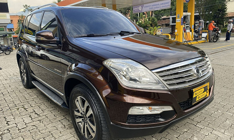 Ssangyong Rexton 2.7...