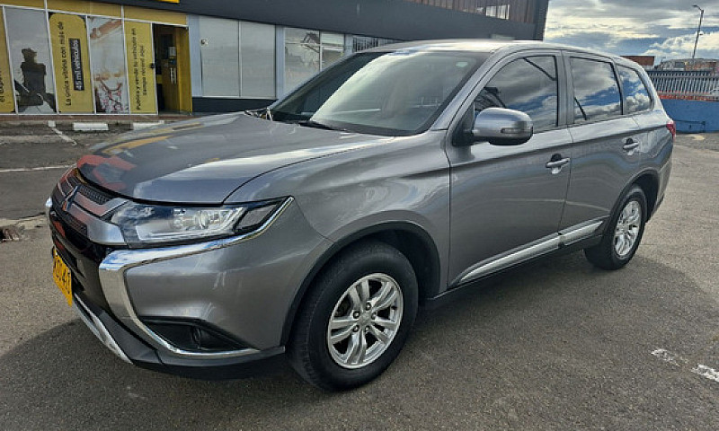 Mitsubishi Outlander...