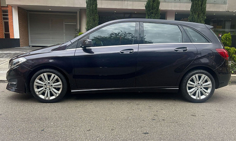 Mercedes-Benz Clase ...