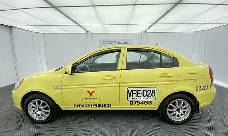 Hyundai Accent Gls 1...