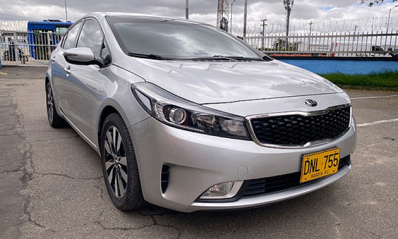 Kia Cerato Pro Sx Mt...