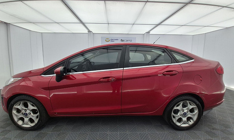 Ford Fiesta 1.6 At 2...