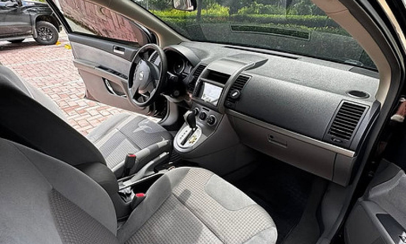 Nissan Sentra 2.0 Sl...