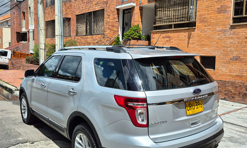 Ford Explorer 3.5 Li...