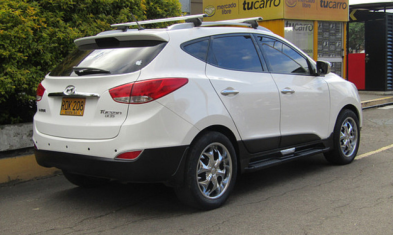 Hyundai Tucson Ix-35...