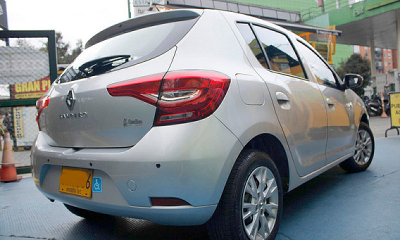 Renault Sandero 1.6 ...