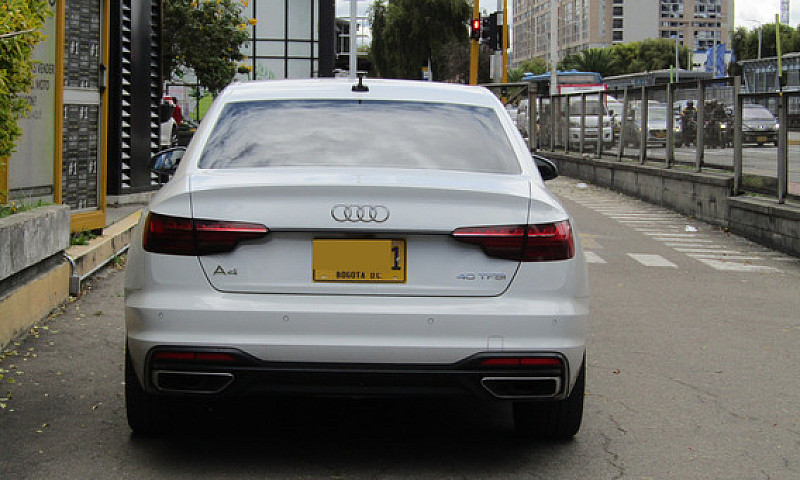 Audi A4 2.0 40 Tfsi ...