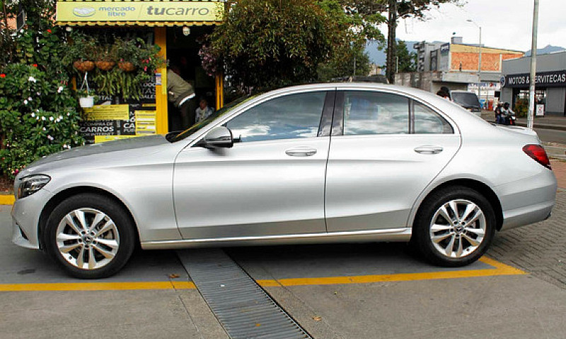 Mercedes Benz Clase ...