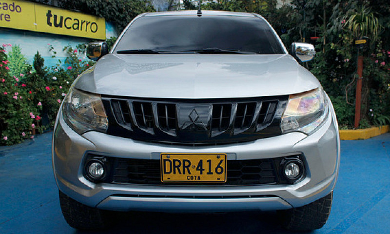 Mitsubishi L200 Spor...