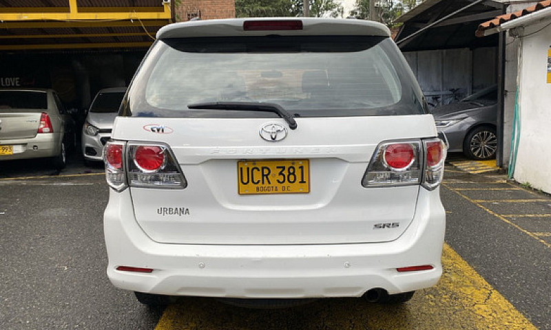 Toyota Fortuner 2.7 ...