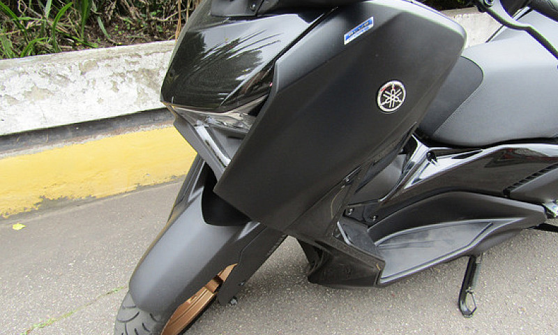 Yamaha X Max 300 At...