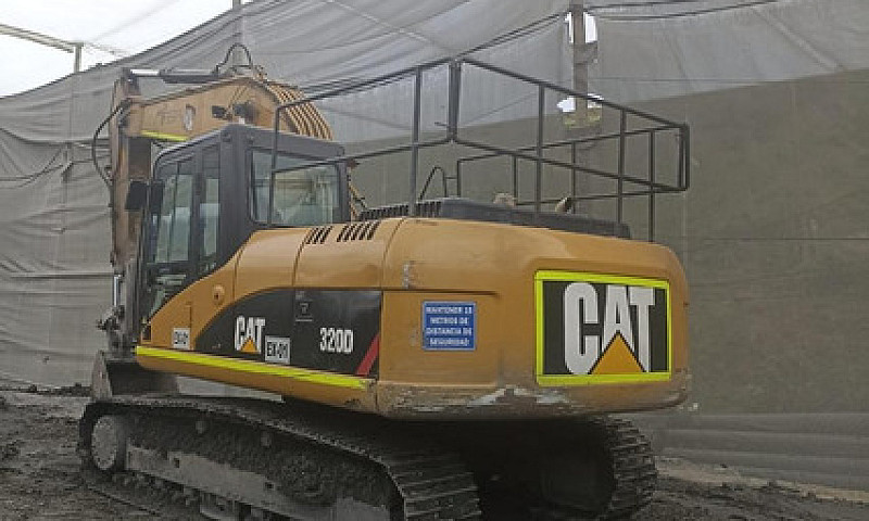 Excavadora Cat 320D...