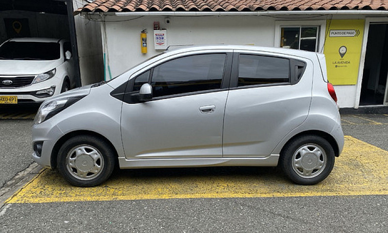Chevrolet Spark Gt 1...