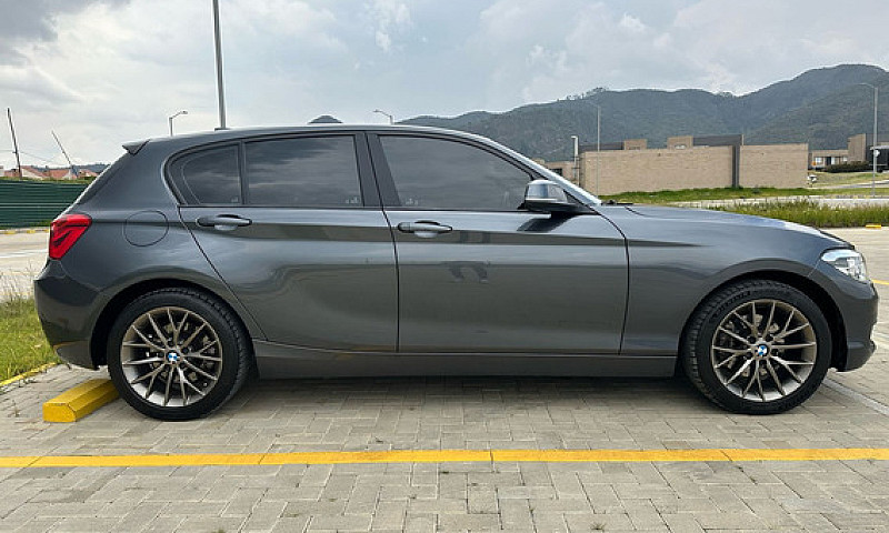 Bmw Serie 1 2.0 120I...