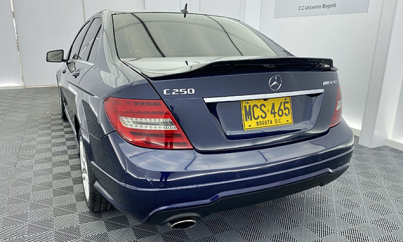 Mercedes-Benz Clase ...