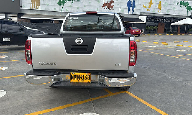 Nissan Navara 2.5 Hi...