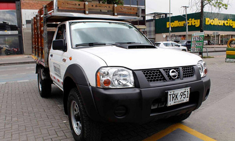 Nissan Frontier D22 ...
