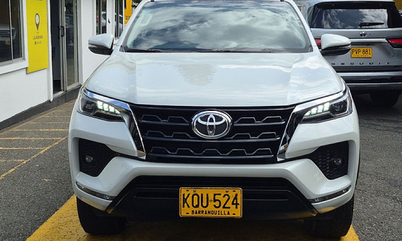 Toyota Fortuner 2.4 ...